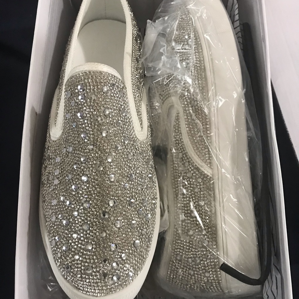 DB Studios Averie White Diamond Bridal Shoes size 7